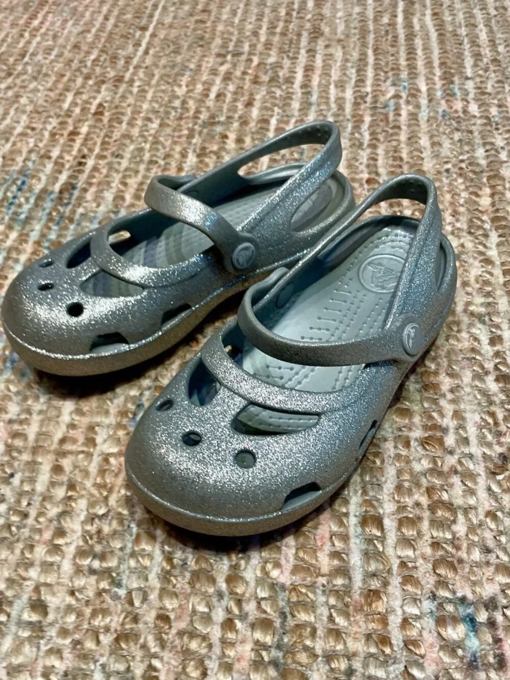 CROCS brand style